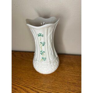 Belleek vase shamrocks raised work scalloped rim 6" Ireland Irish